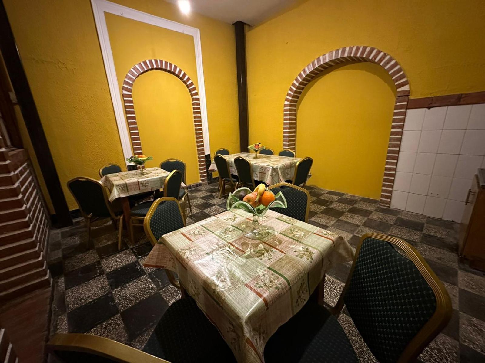 Das Gelbe Haus Hotell Valparaíso Exteriör bild