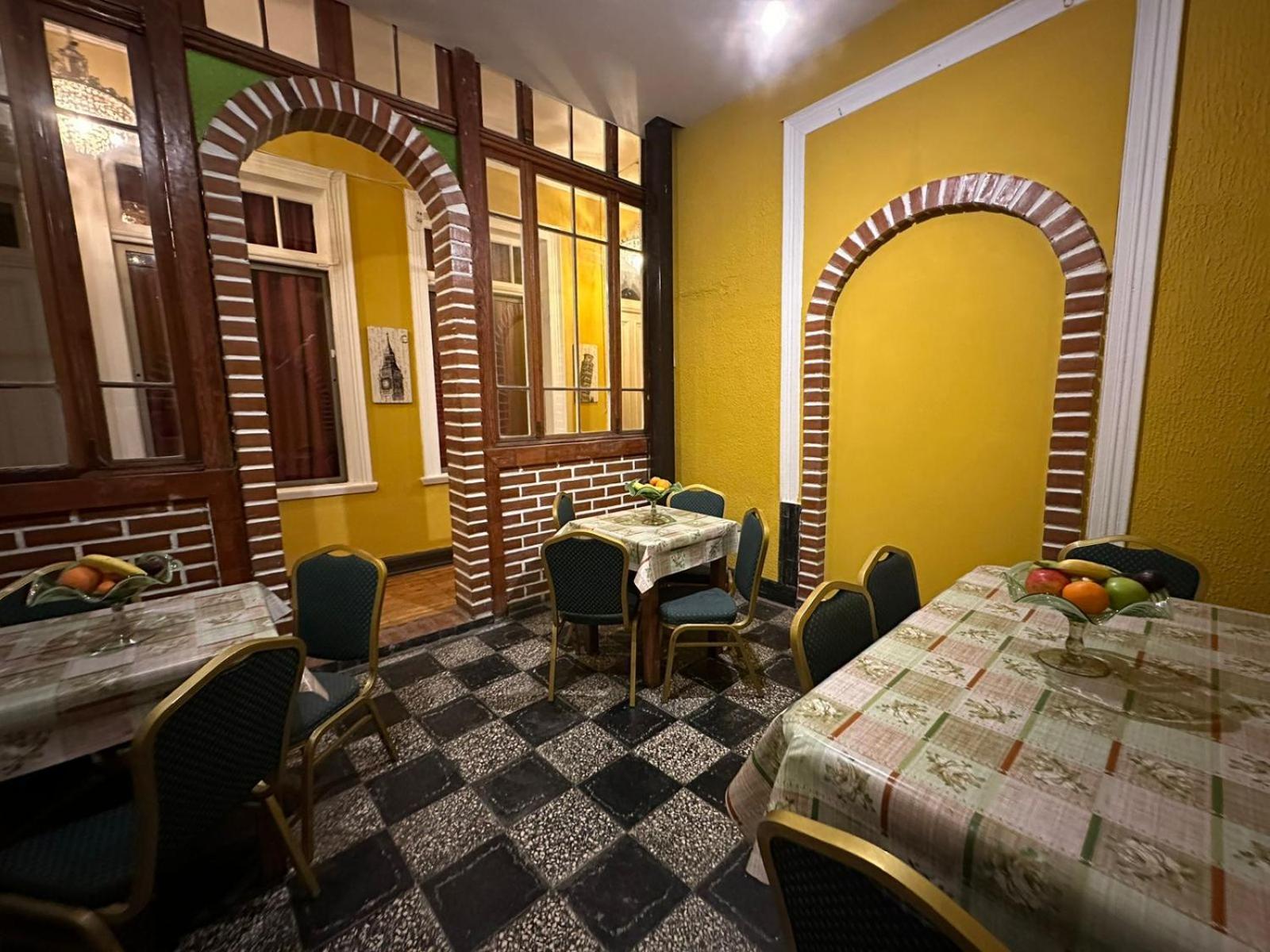 Das Gelbe Haus Hotell Valparaíso Exteriör bild
