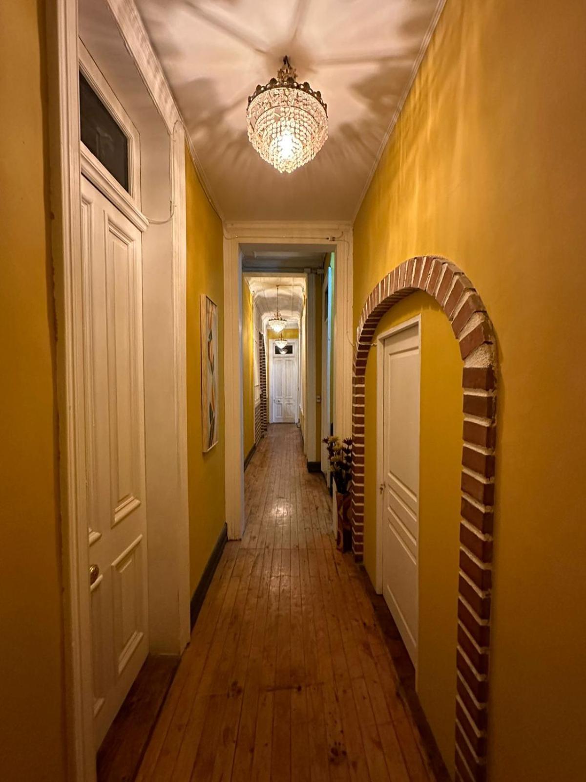 Das Gelbe Haus Hotell Valparaíso Exteriör bild